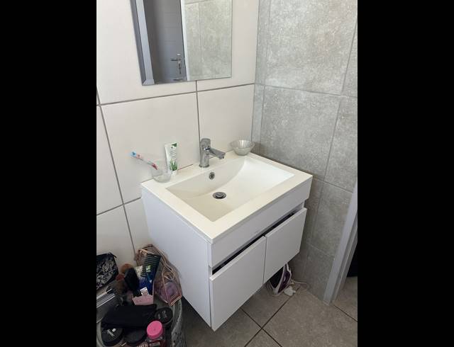 4 BEDROOM FREESTANDING FOR SALE IN LOTUS GARDENS